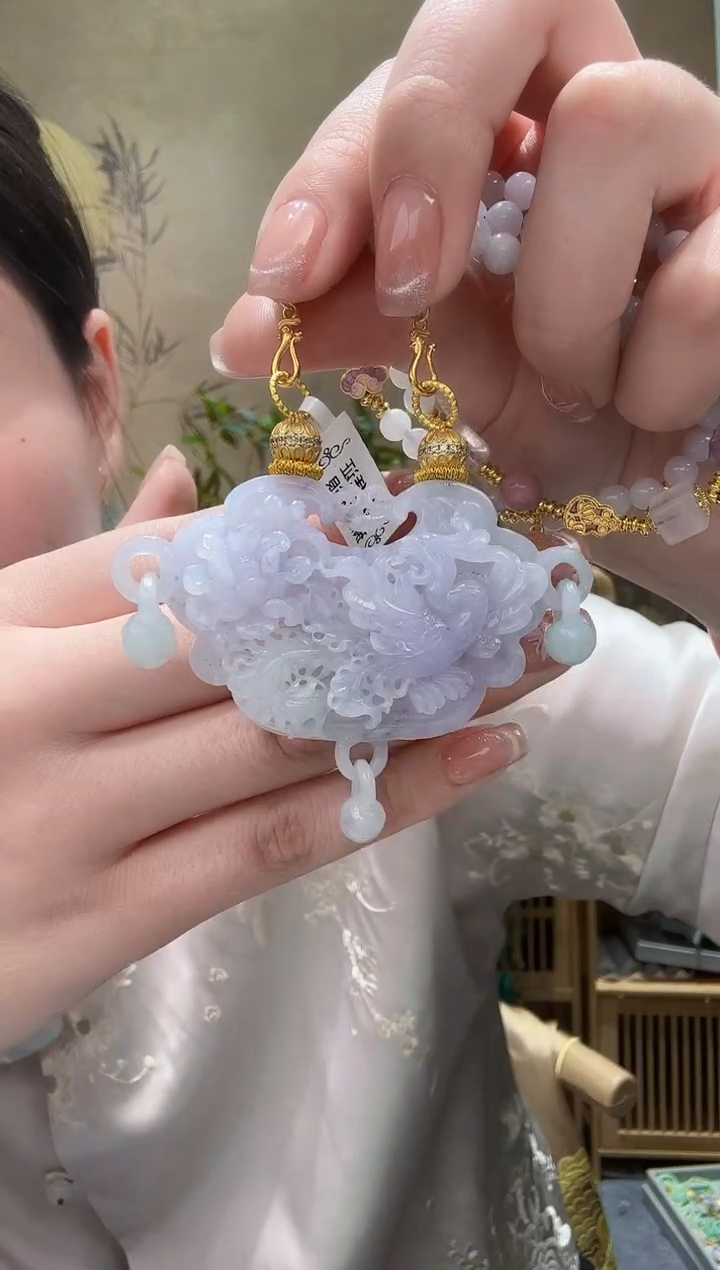 【闪购商品】翡翠颈饰未镶嵌吊坠