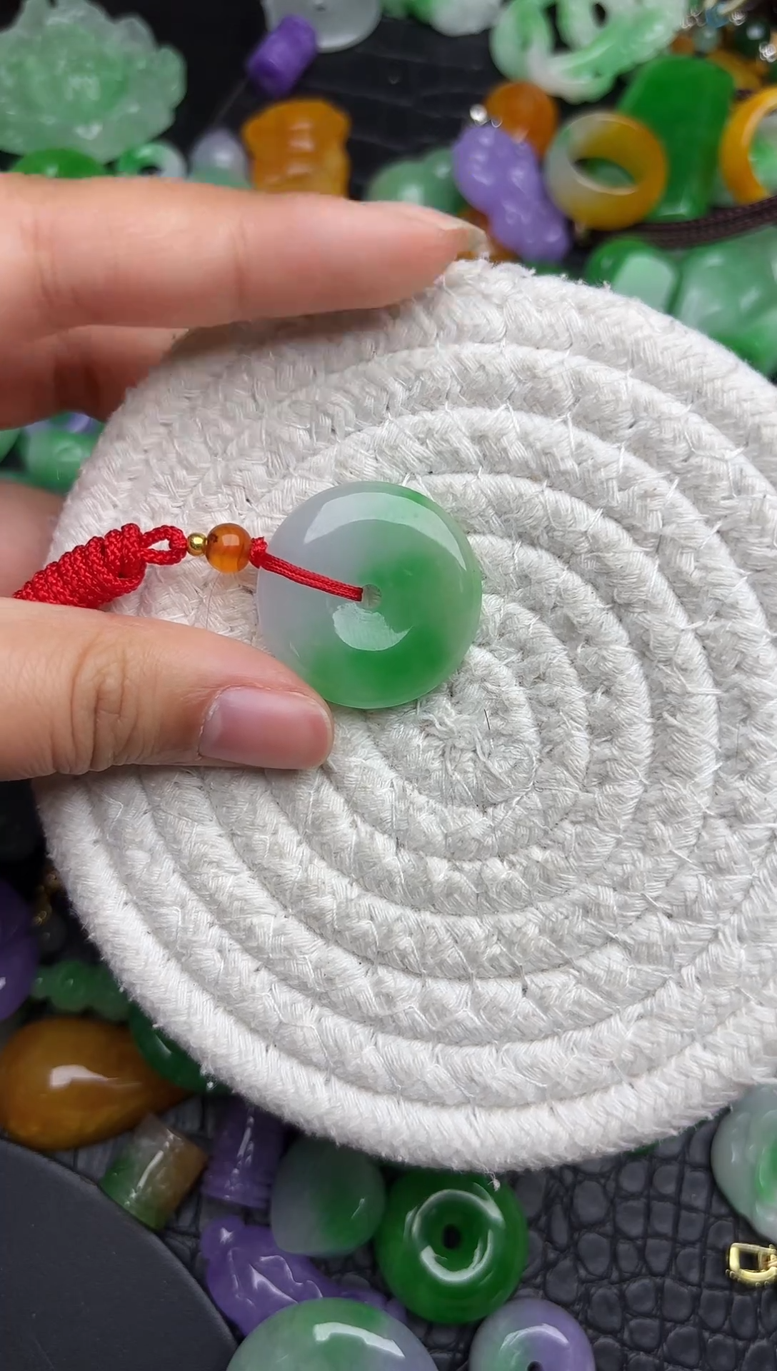 颈饰未镶嵌翡翠缅甸翡翠吊坠