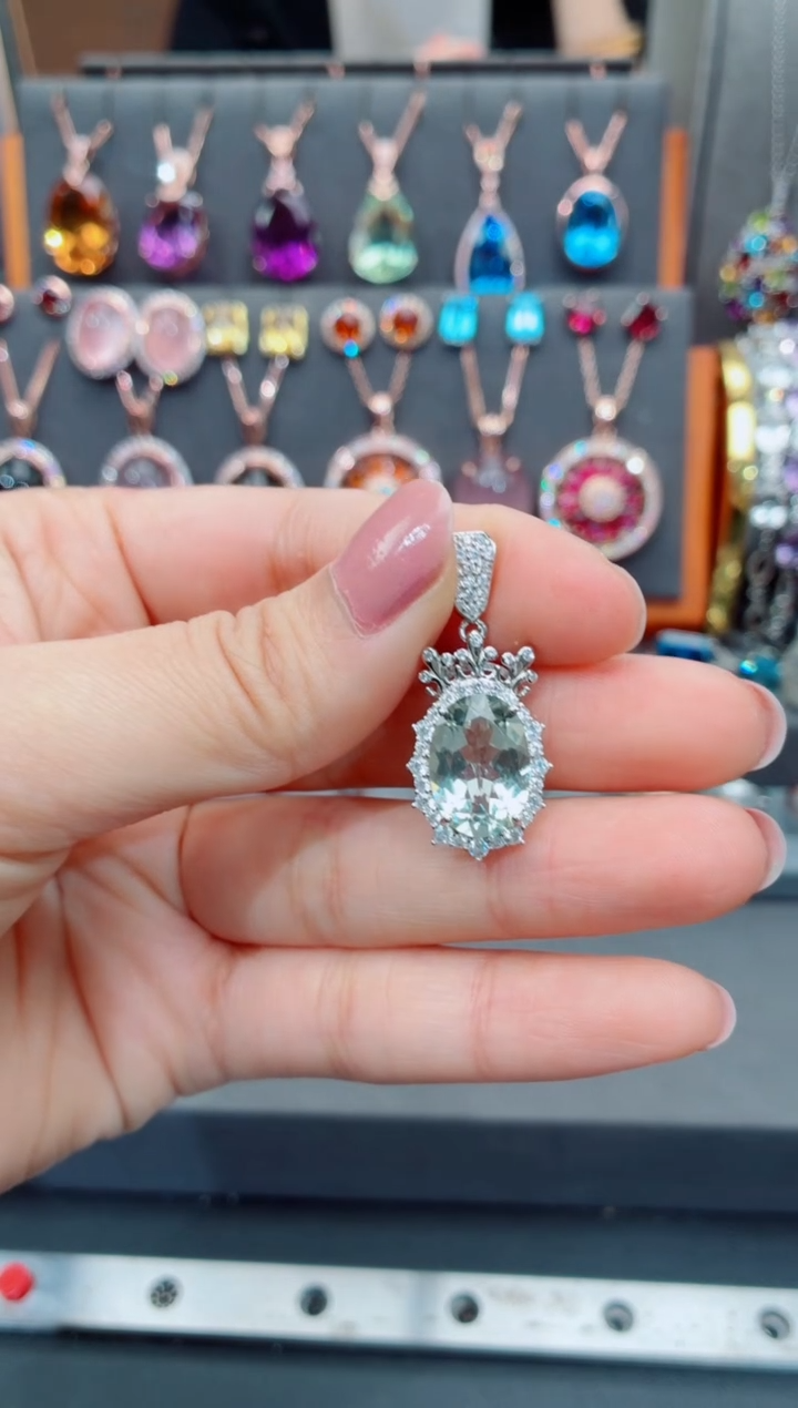 吊坠(不含链)银S925镶嵌水晶水晶吊坠