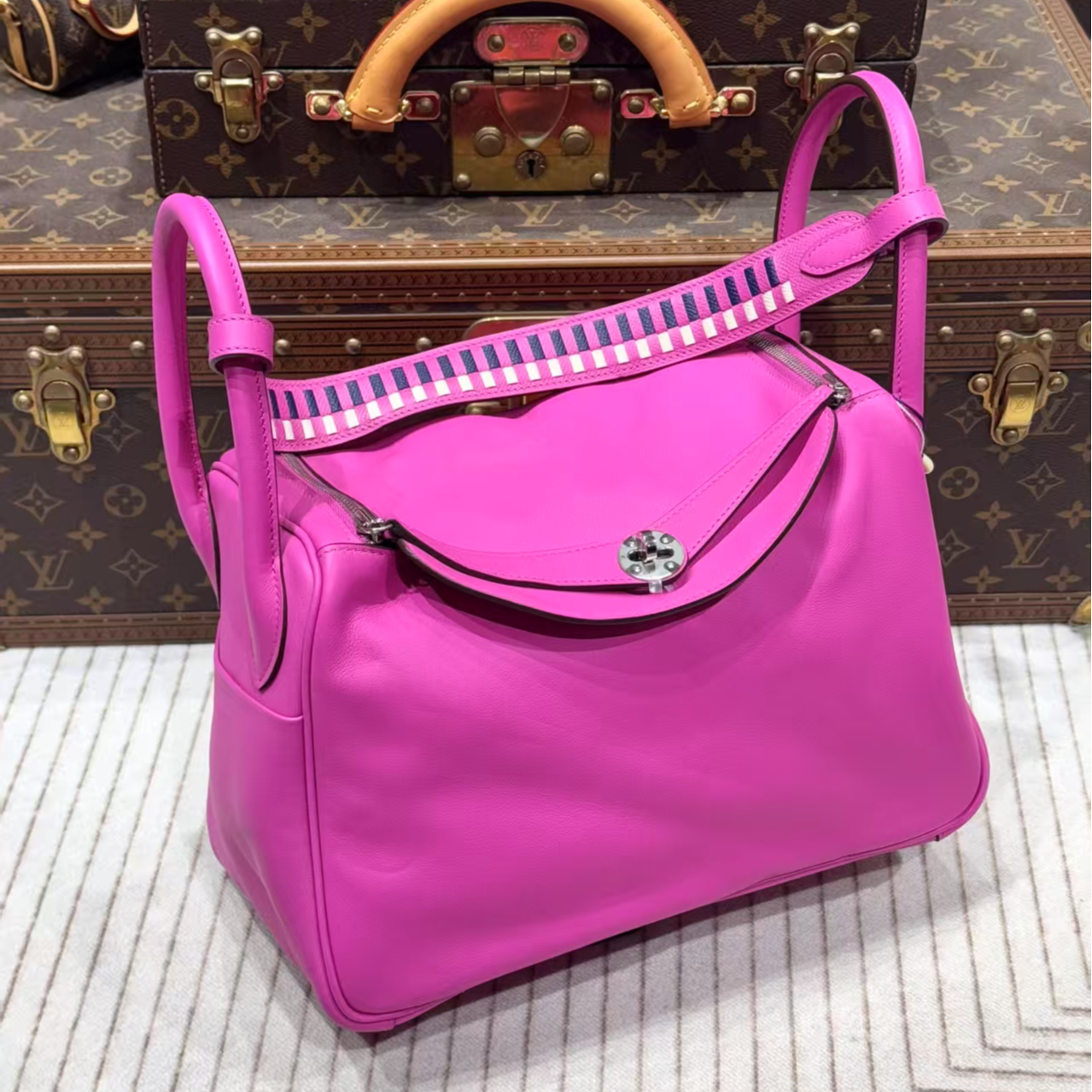 99新 Hermes/爱马仕 昊哥/lindy30玉兰粉 c刻/尘袋