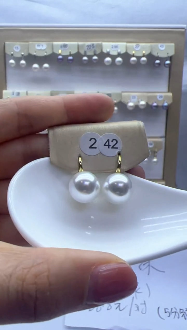 【闪购商品】淡水珍珠耳饰银S925镶嵌242