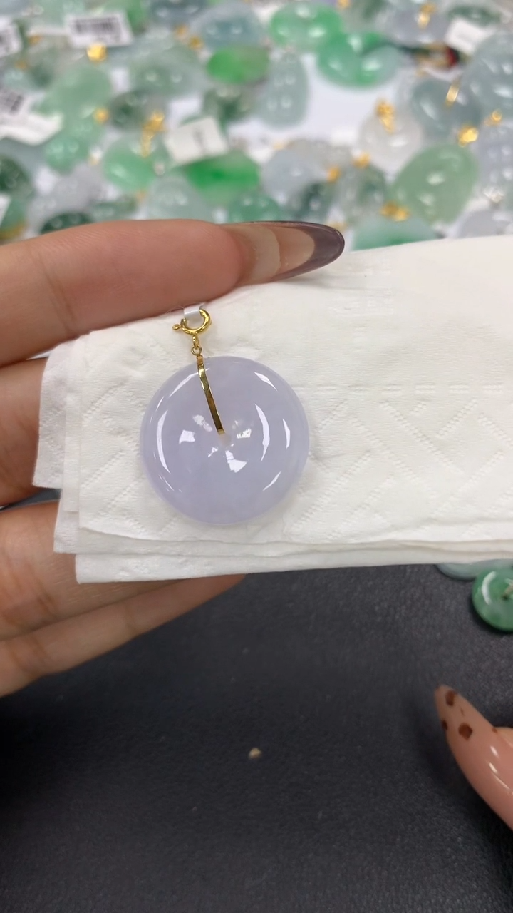 颈饰18K金镶嵌翡翠a货假一赔三支持复检百元上9元证书费自理