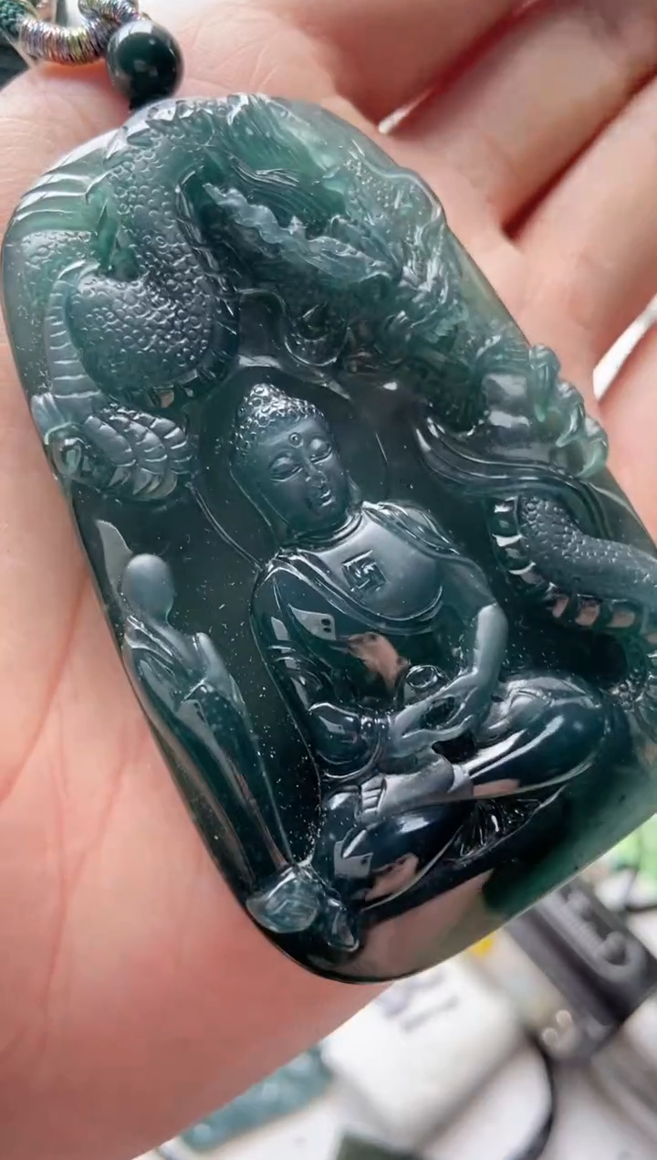 翡翠未镶嵌颈饰88888888888