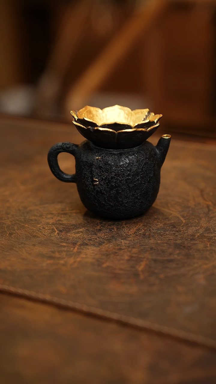 【闪购商品】冉物锡打投茶器........