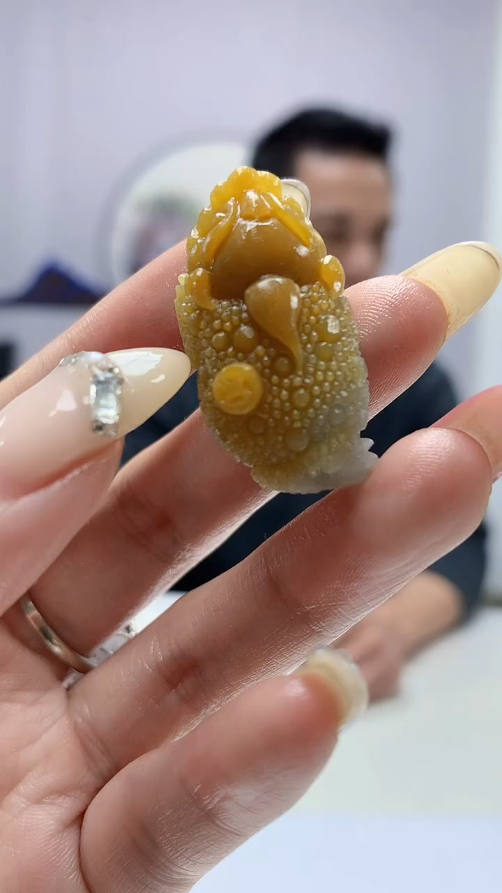 【闪购商品】定制翡翠未镶嵌3916DD-毛货挂件金蟾59