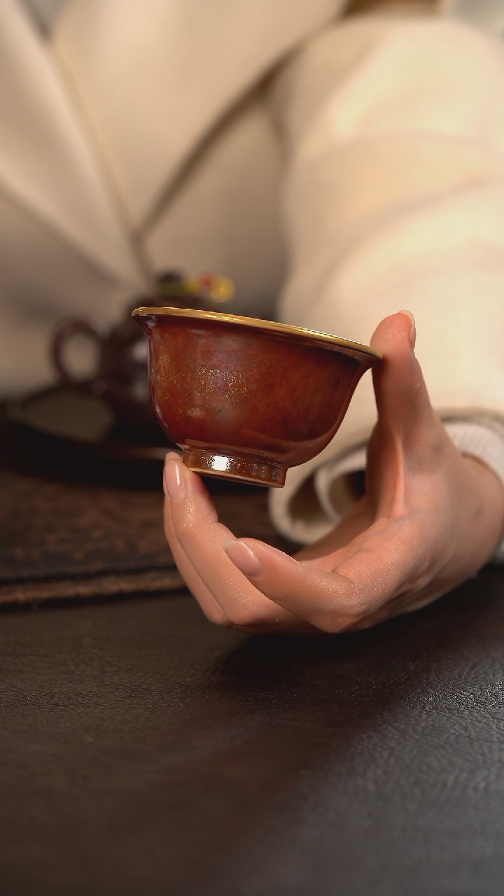 【闪购商品】杯聚澜堂红金花釉大压手杯