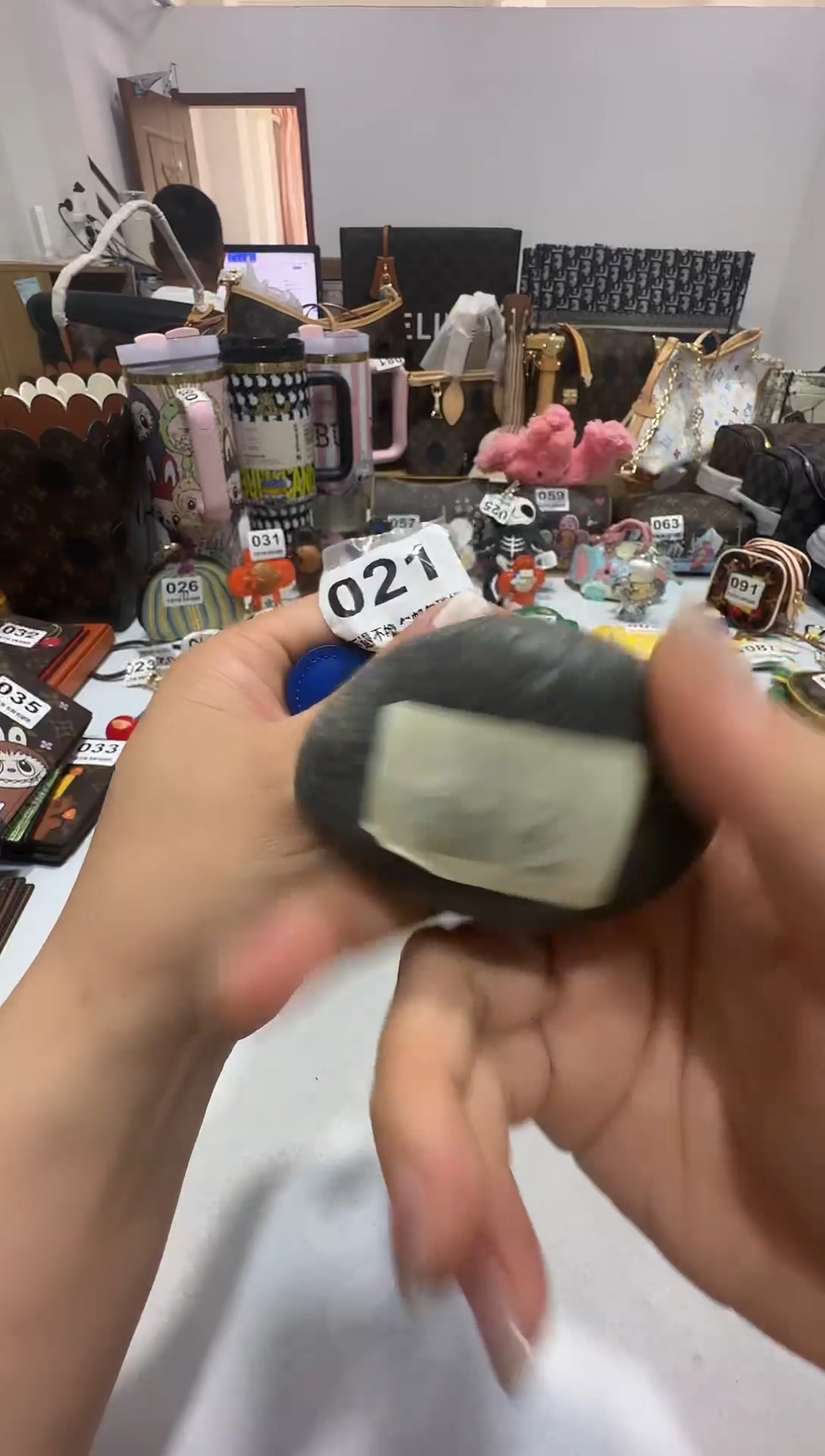 瓷片七天无理由退换货