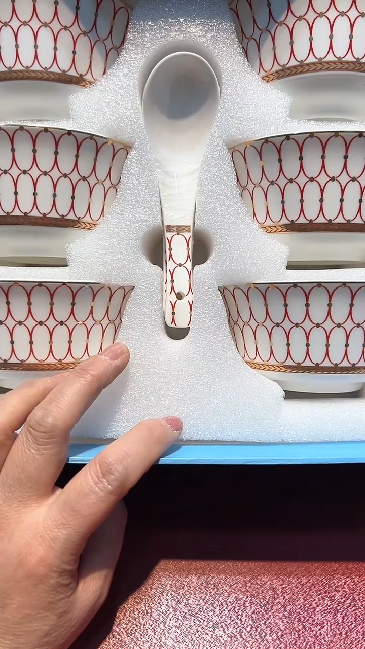 【闪购商品】瓷片锅碗瓢盆一件不剩