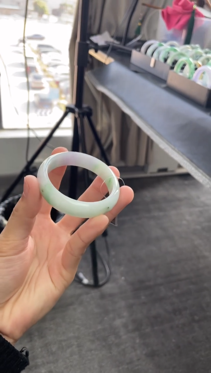 【闪购商品】翡翠手镯未镶嵌手镯