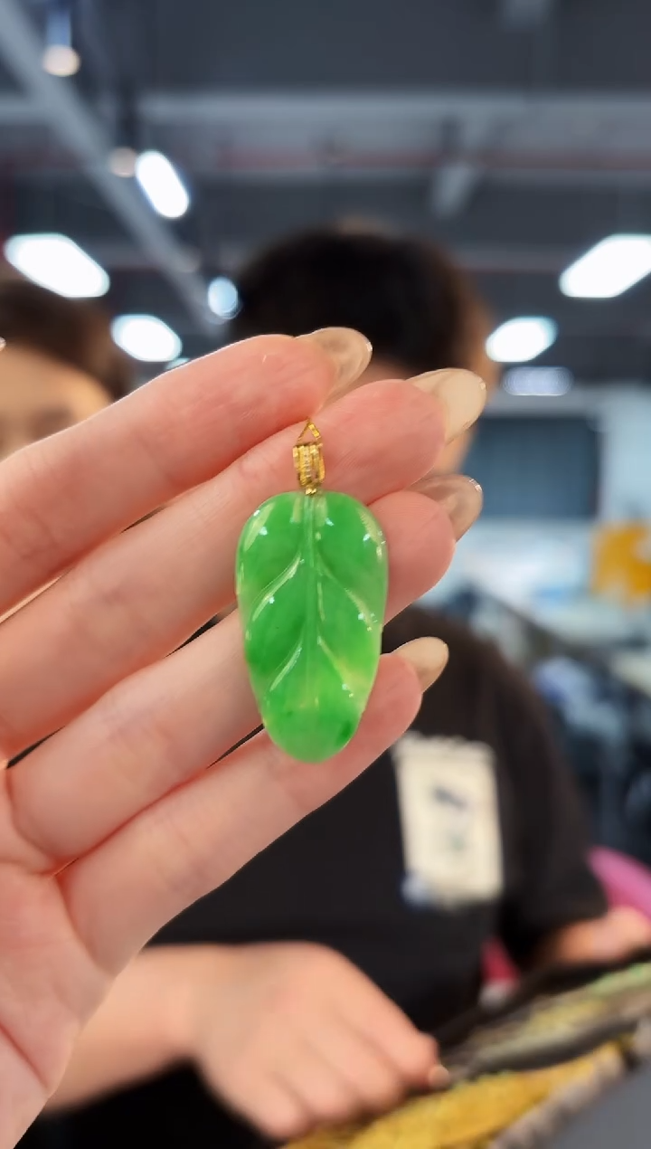 【闪购商品】翡翠颈饰18K金镶嵌 缅料A货/支持复检/一件