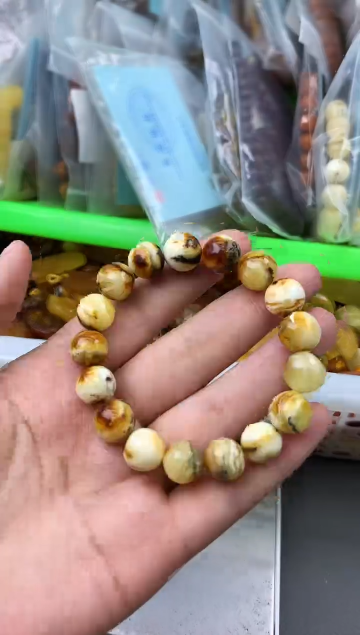 【闪购商品】琥珀珠宝奇石未镶嵌84910