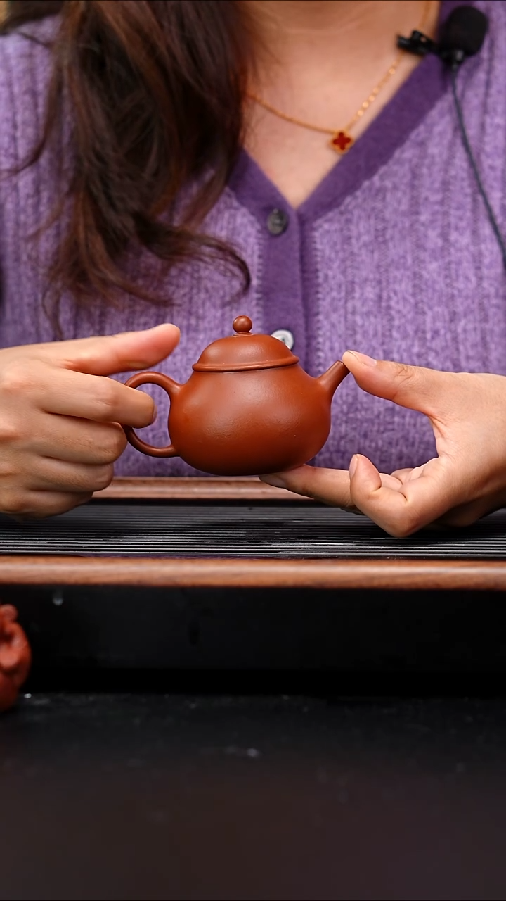 茶壶紫砂黄龙山朱泥玉容110陈佳欢