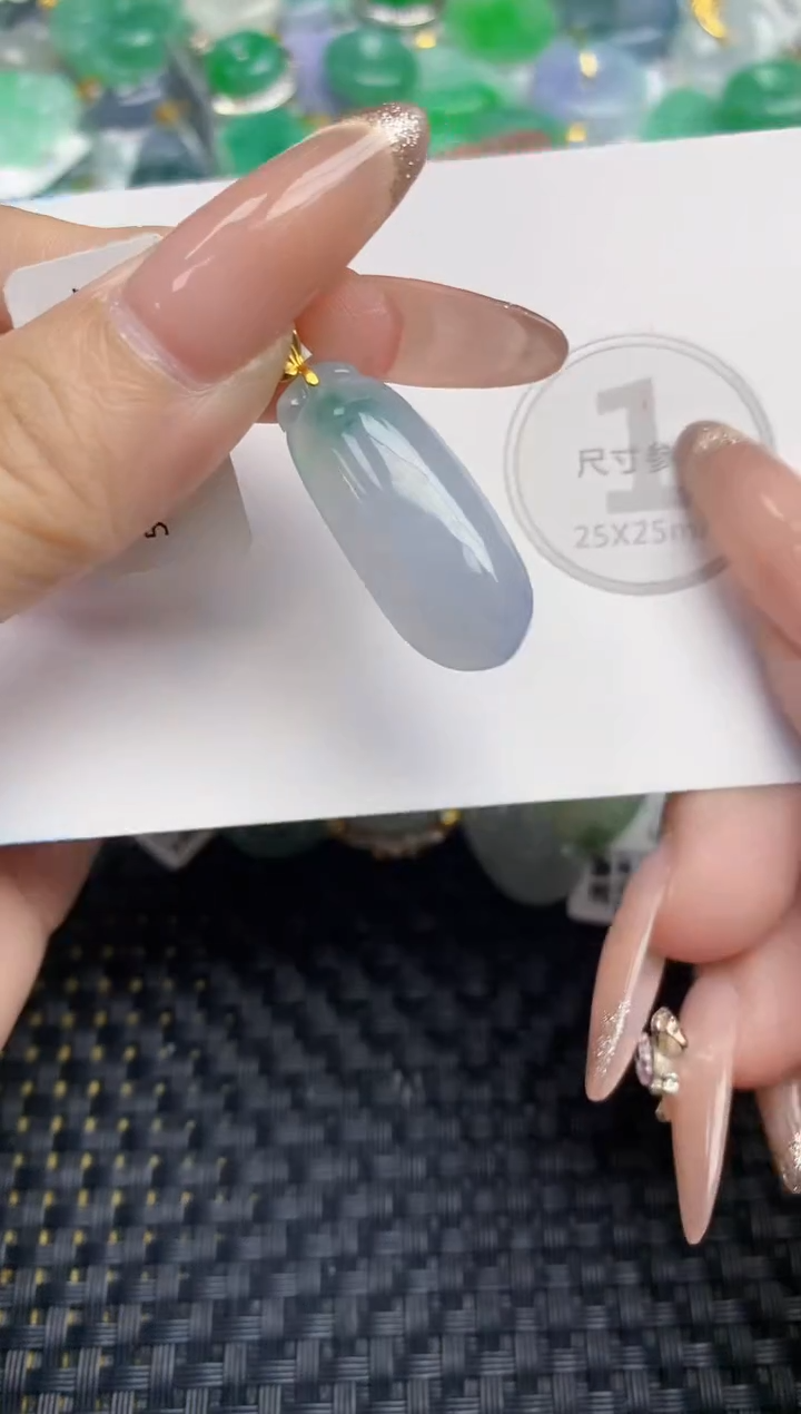 颈饰18K金镶嵌翡翠天然缅甸A货翡翠百元以上9元证书费自理