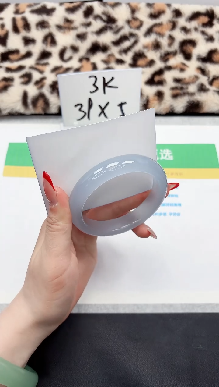 【闪购商品】石英质玉手镯未镶嵌58-59.8