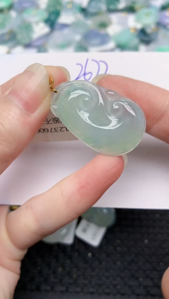 颈饰18K金镶嵌翡翠天然缅甸A货翡翠百元以上9元证书费自理