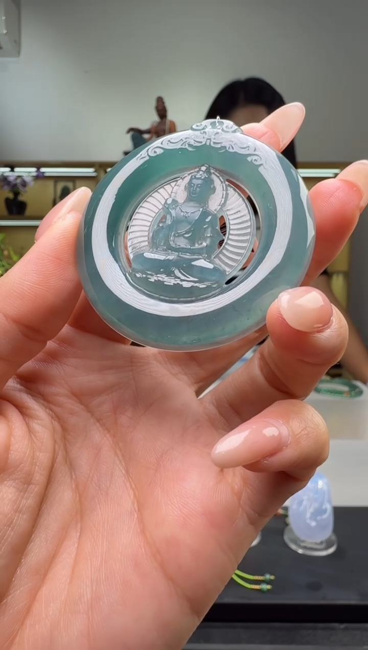 吊坠(不含链)未镶嵌翡翠大势至