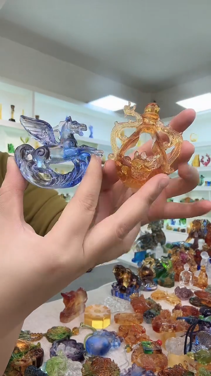 手工艺品琉璃飞马+龙凤如意