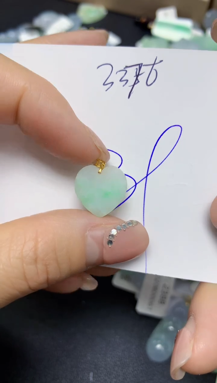 【闪购商品】翡翠挂件18K金镶嵌 天然翡翠A货