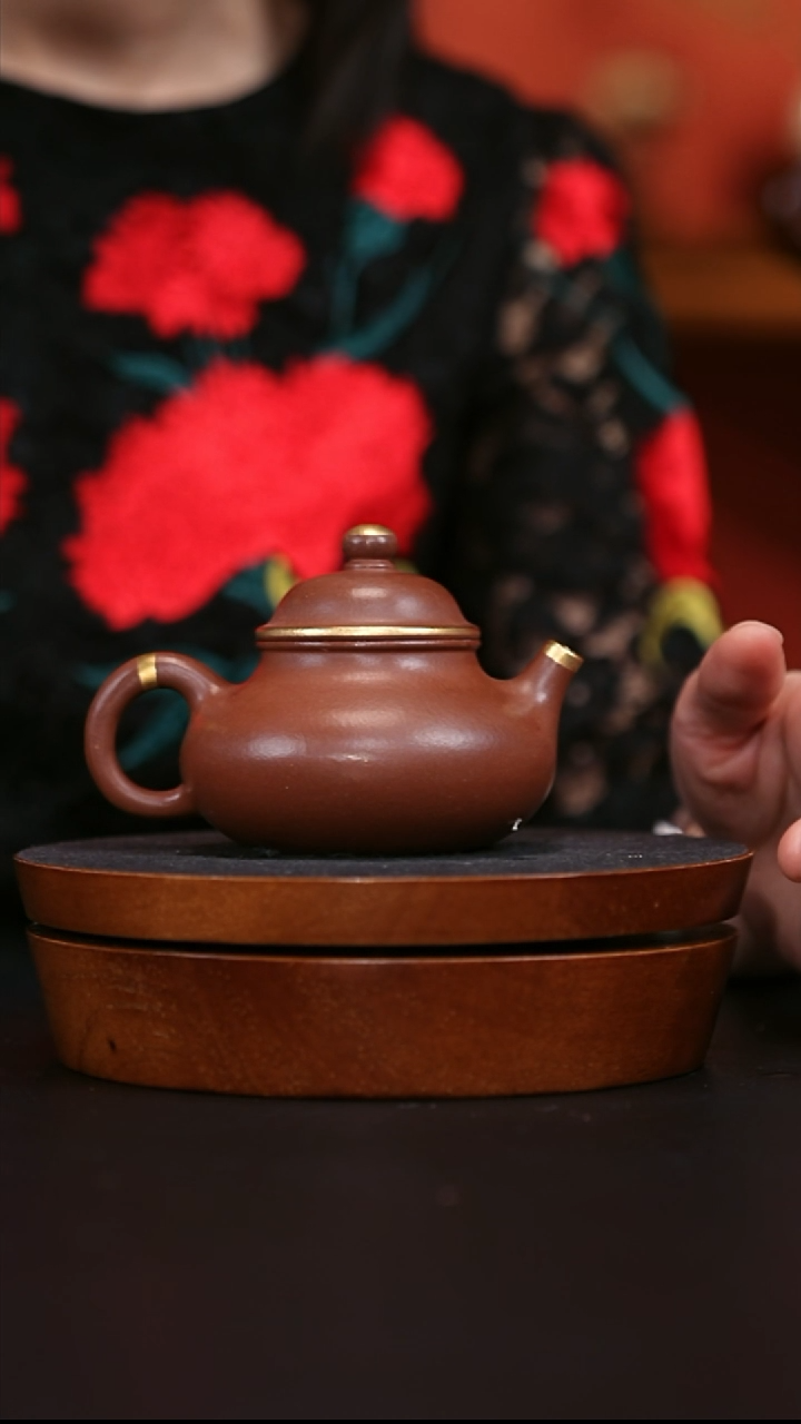 央广国宝苑紫砂茶壶 11