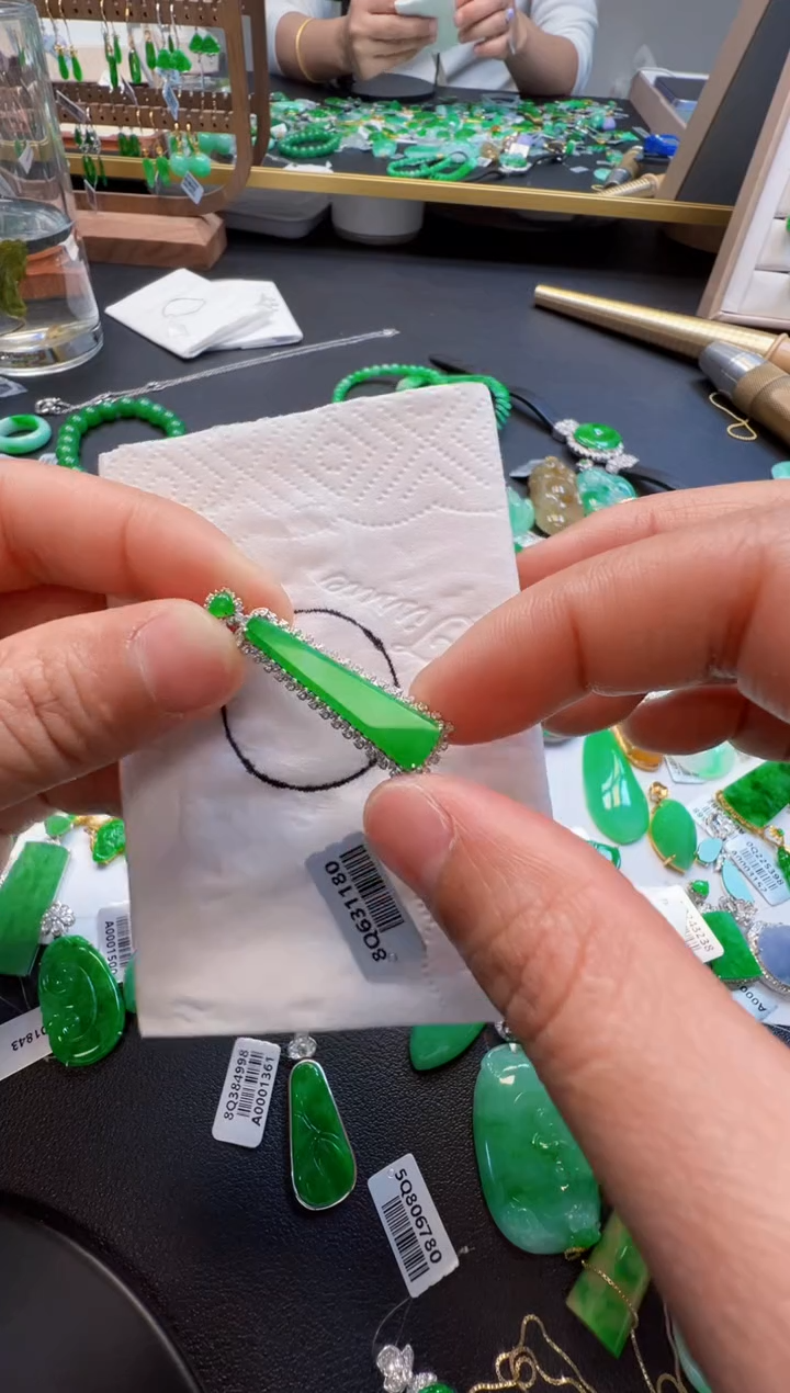 【闪购商品】定制翡翠18K金镶嵌6800元