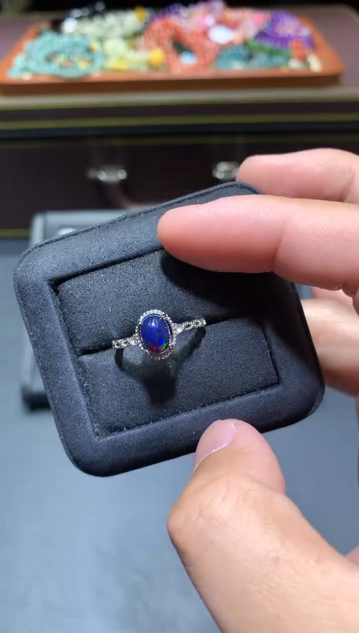 【闪购商品】欧泊戒指未镶嵌K60【所见即所得】