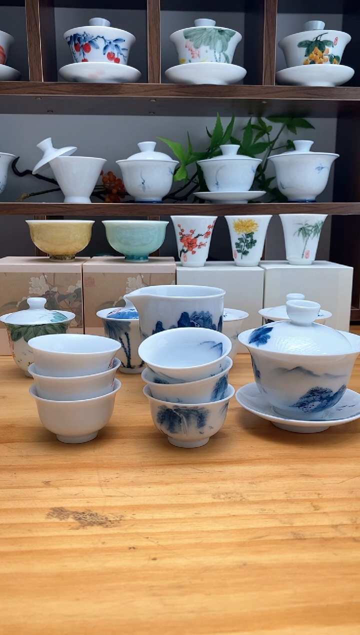 【闪购商品】手绘山水套装三才盖碗+公道杯+1主人杯+6客杯