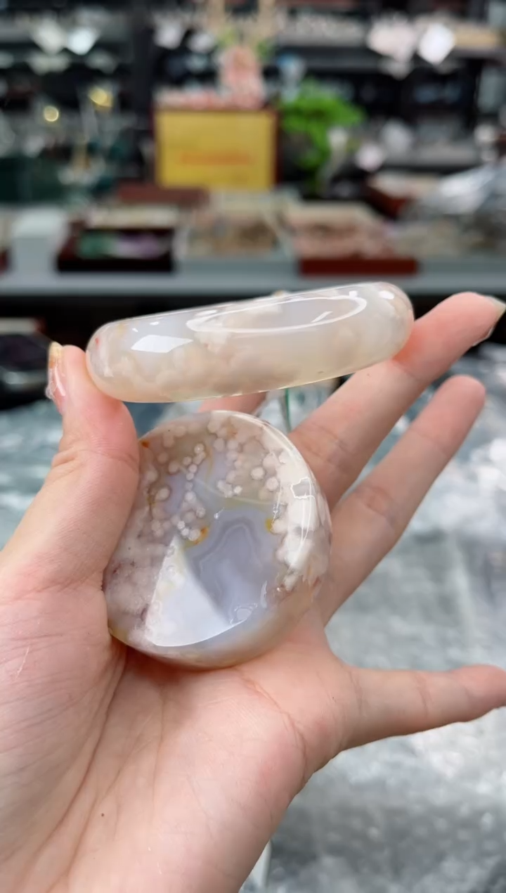 【闪购商品】石英质玉手镯未镶嵌53圈口（赠品镯心）3567077