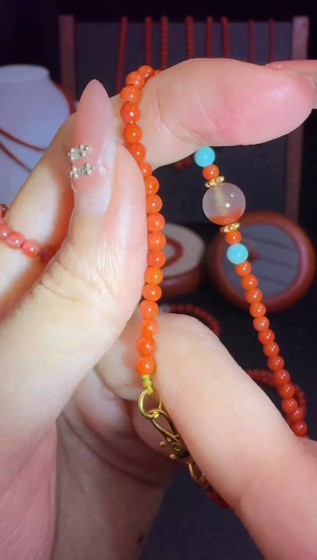 【闪购商品】南红玛瑙手串银S925镀金镶嵌。
