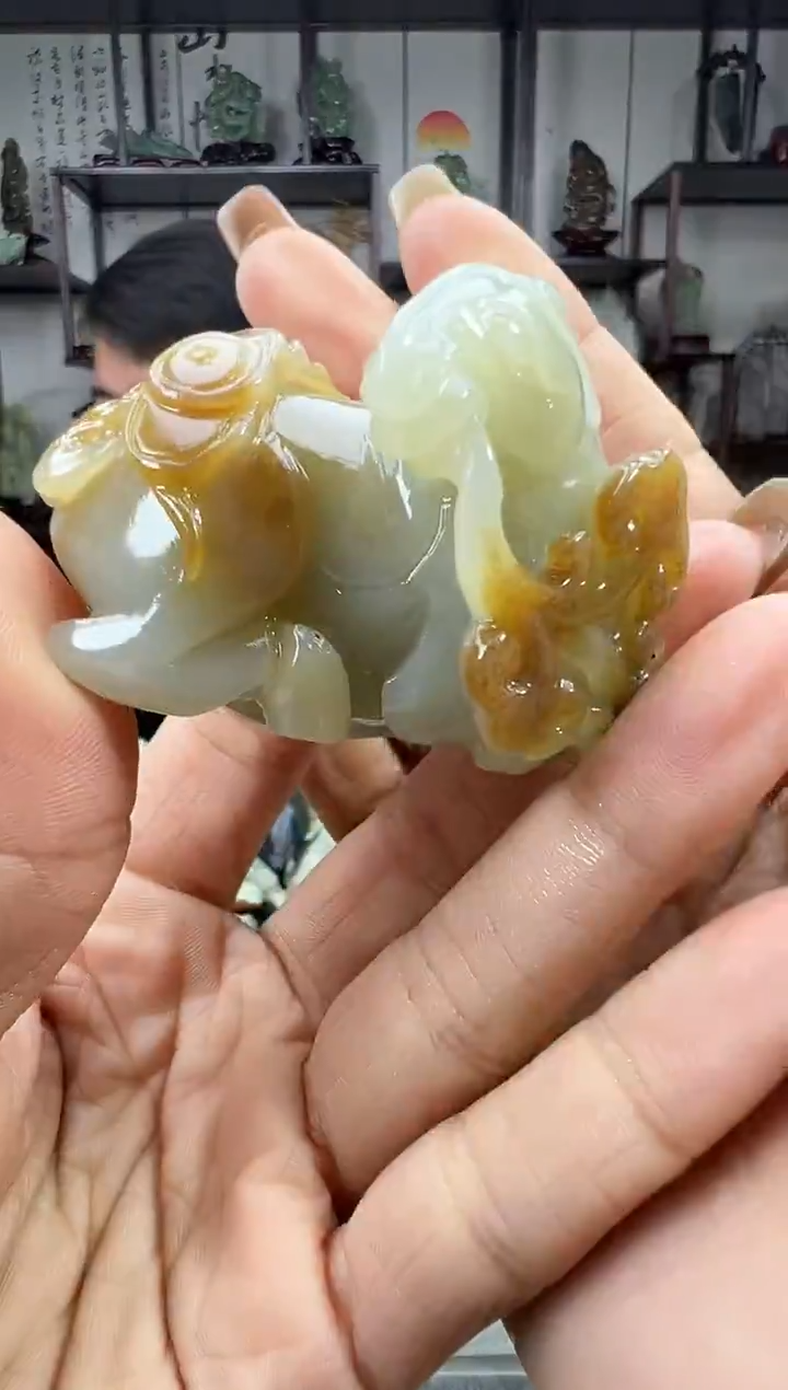 未镶嵌和田玉把件1