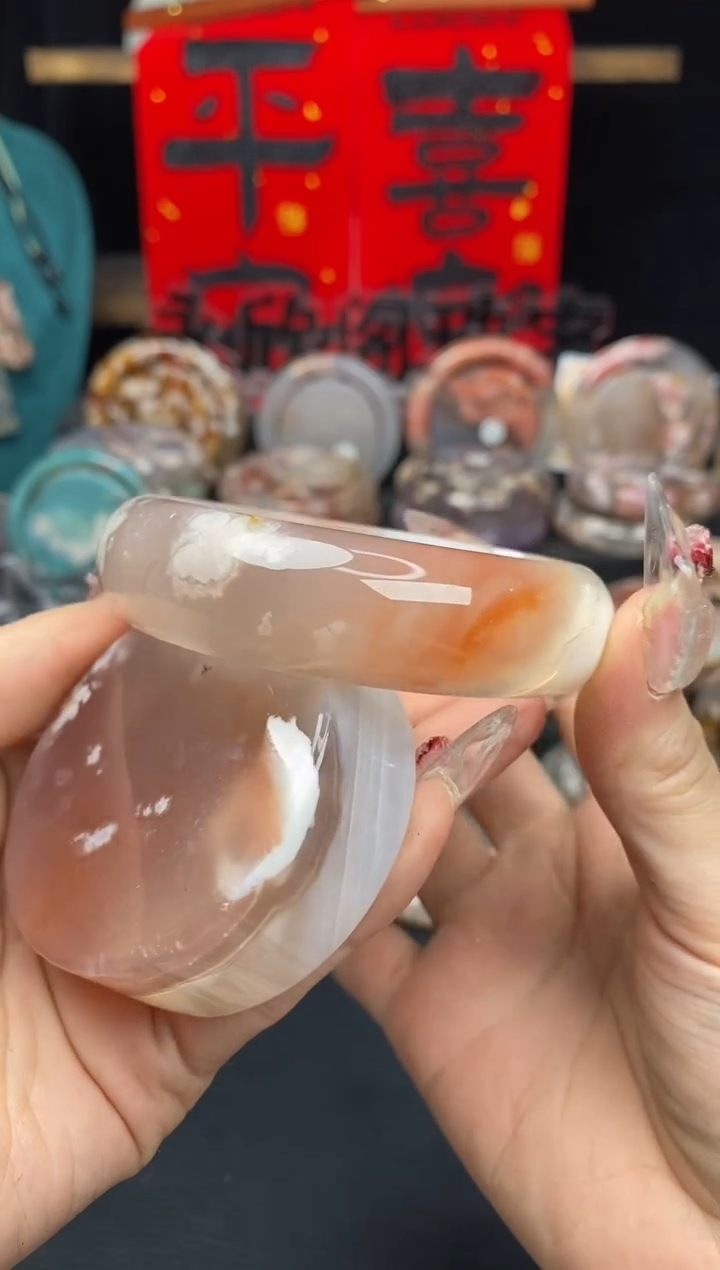 【闪购商品】石英质玉手镯（圆镯）未镶嵌62