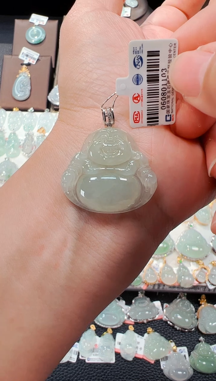 【闪购商品】翡翠吊坠(不含链)18K金镶嵌佛公吊坠103