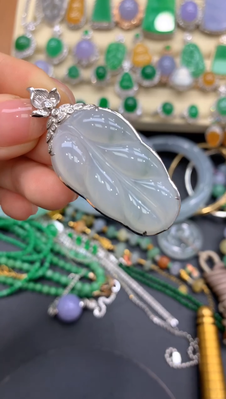 【闪购商品】翡翠颈饰18K金镶嵌327-中国好珍宝