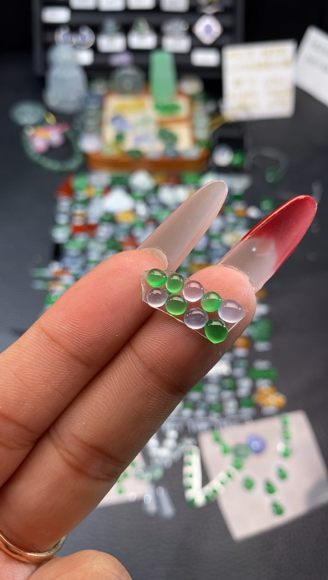 【闪购商品】翡翠挂件未镶嵌蛋面