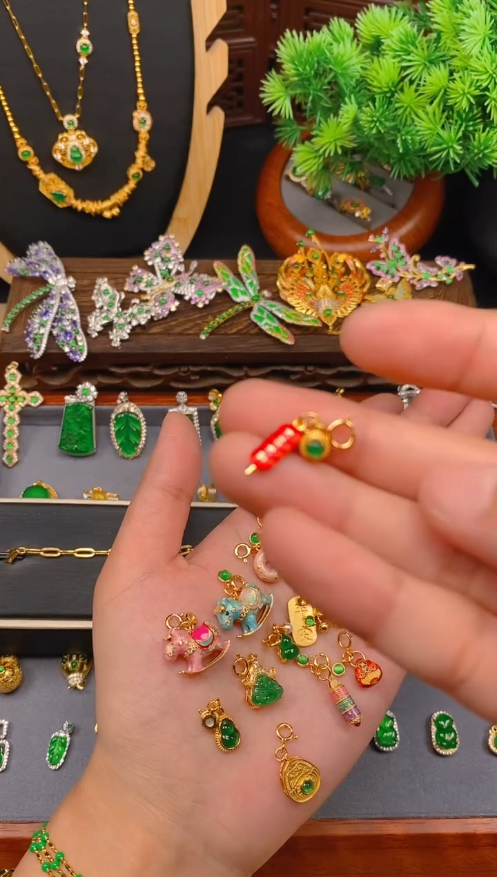 【闪购商品】翡翠吊坠(不含链)银S925镶嵌冰糖葫芦