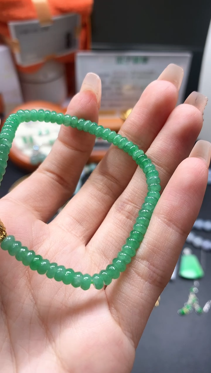 翡翠未镶嵌颈饰手串|不退不换