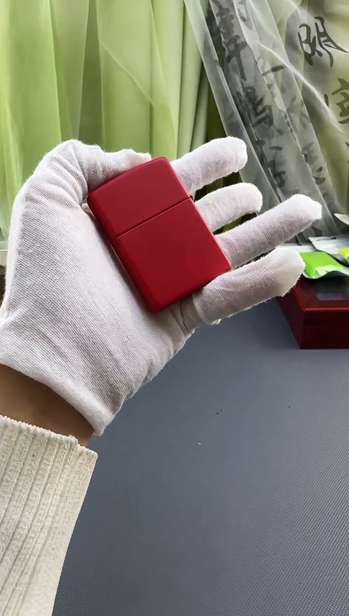 煤油打火机红哑漆
