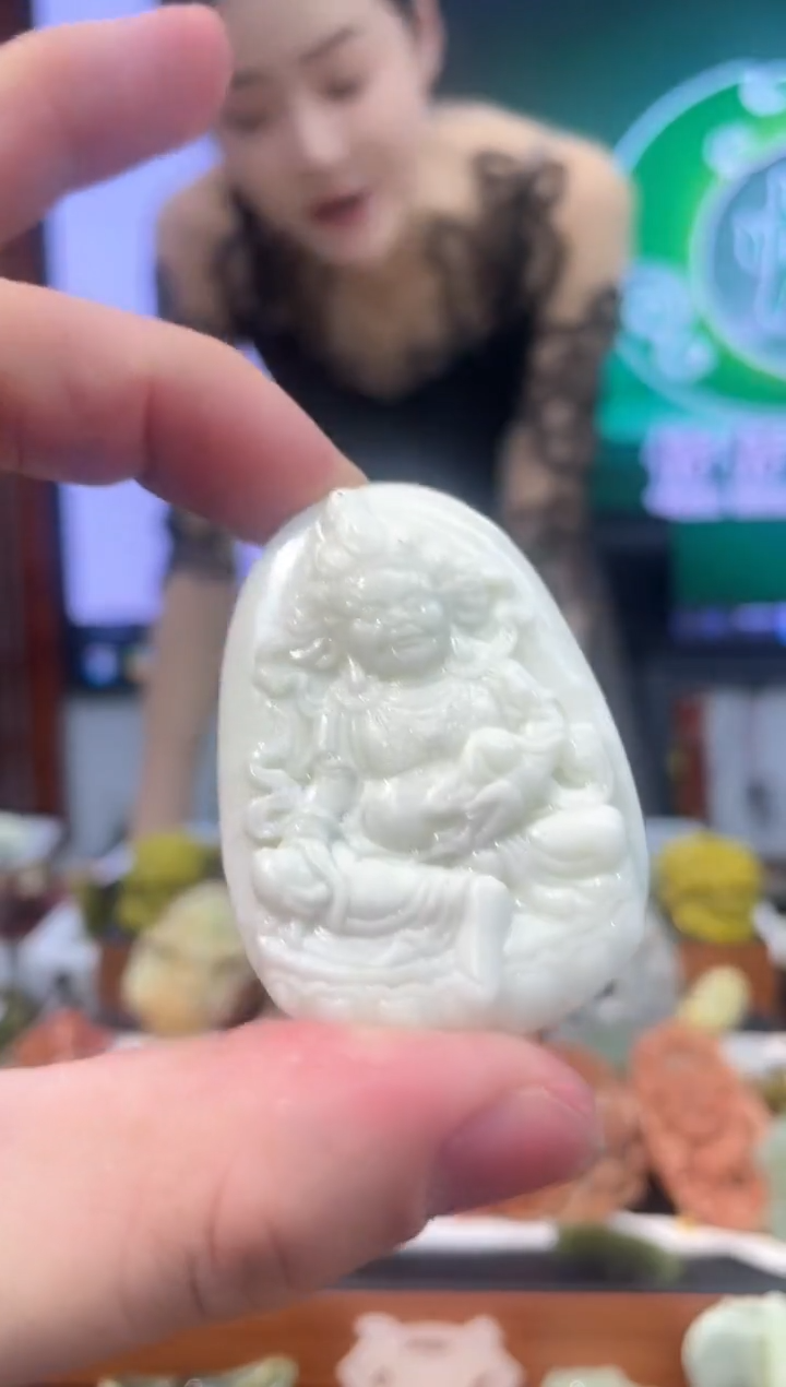 【闪购商品】岫玉吊坠未镶嵌·多样性发货*拍一发一