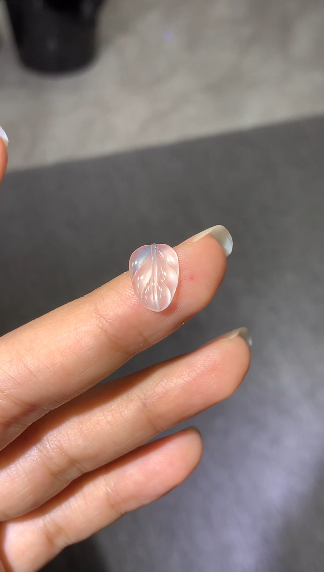 裸石翡翠小叶子未镶嵌