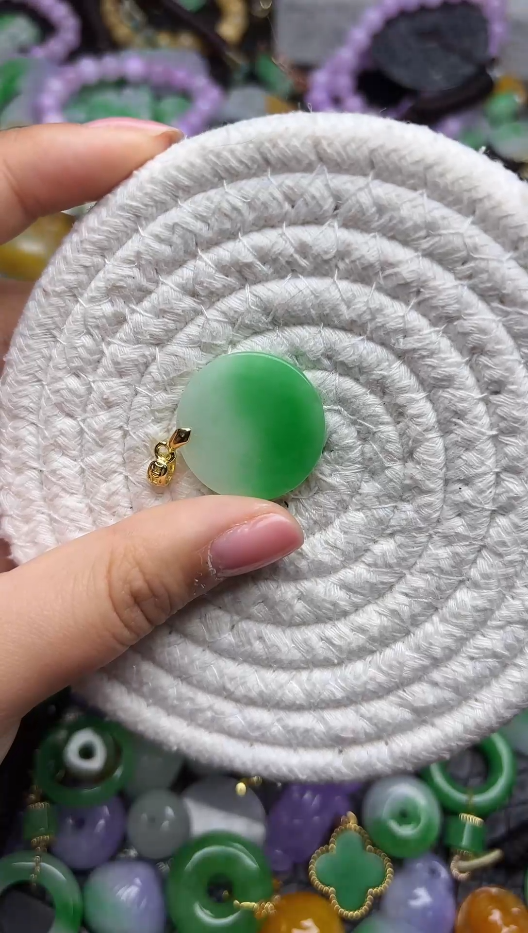 颈饰未镶嵌翡翠缅甸翡翠吊坠