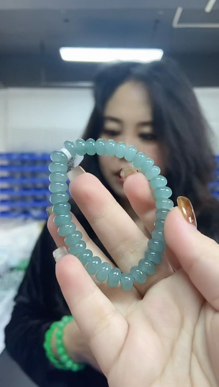 【闪购商品】翡翠手串未镶嵌多样性发其一颜色微差