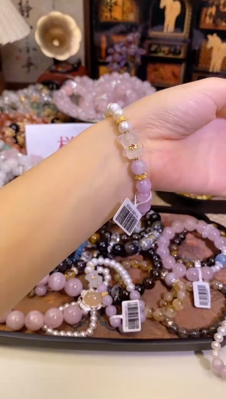 【闪购商品】锂辉石手串未镶嵌262