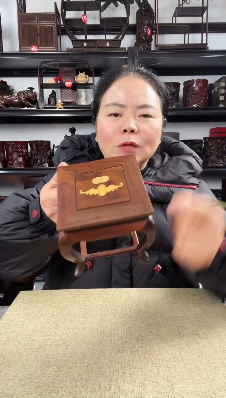 木老李红木工艺品