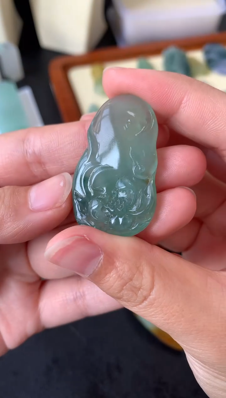 【闪购商品】定制翡翠未镶嵌翡翠