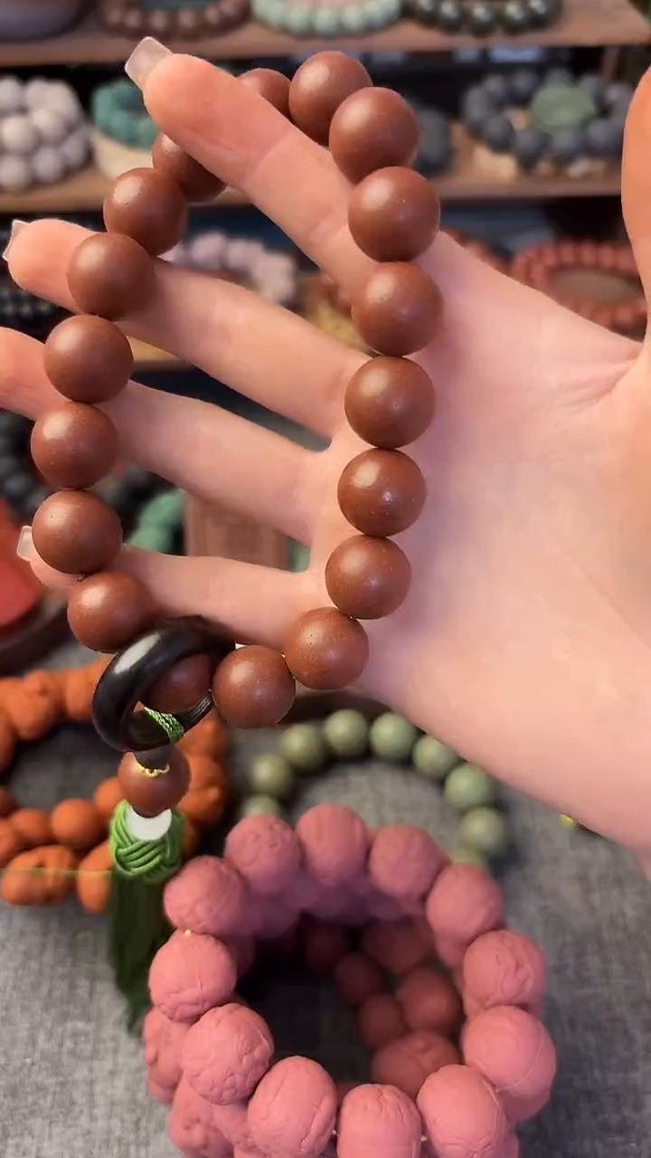 泥塑蝶恋玫瑰手持一条1.5尺寸