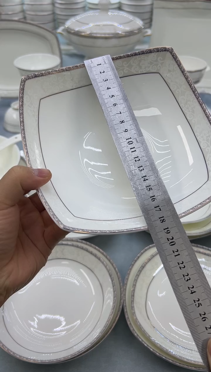 骨瓷玲珑7.5贵龙2个 