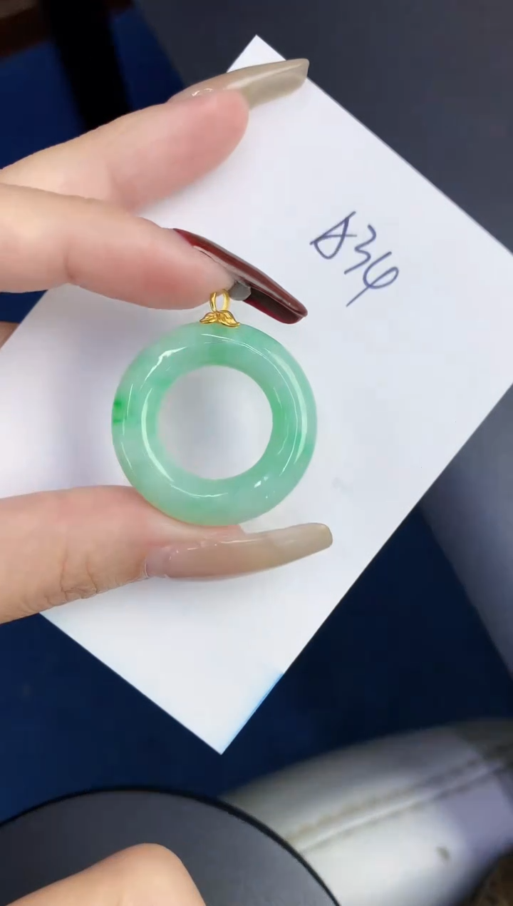 【闪购商品】翡翠颈饰18K金镶嵌0000000000