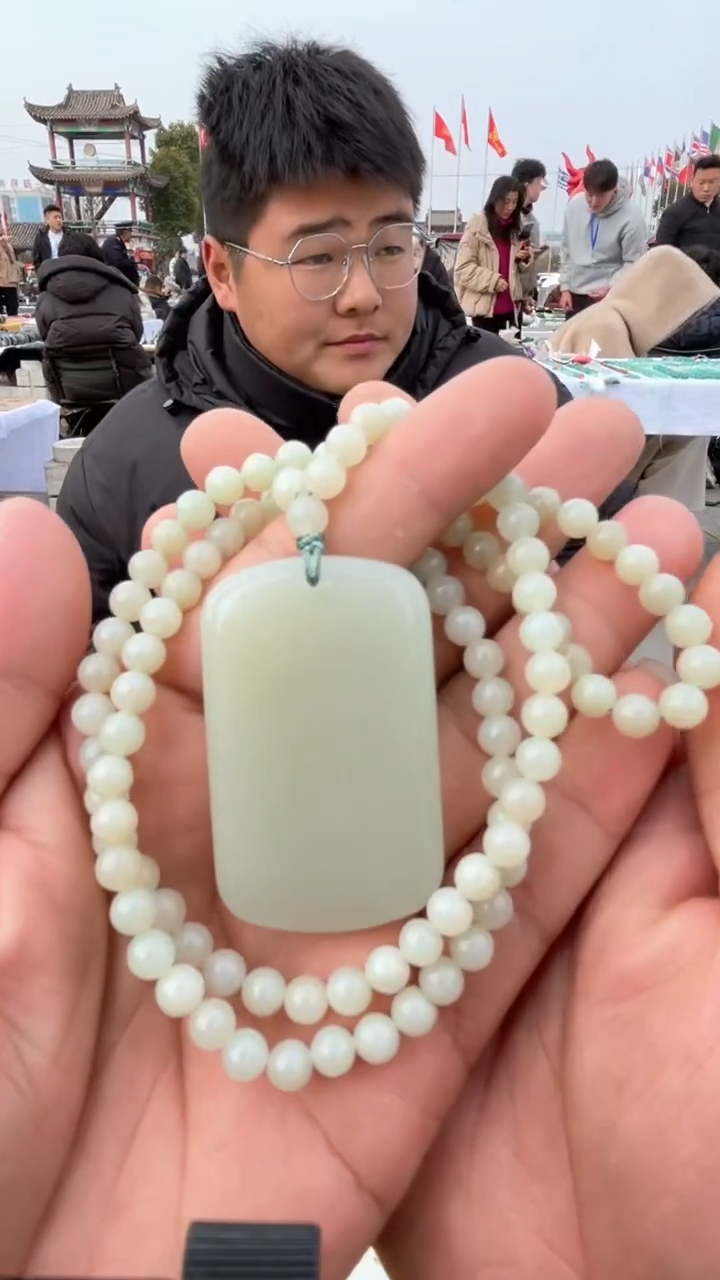 【闪购商品】和田玉【牛217】15未镶嵌9027