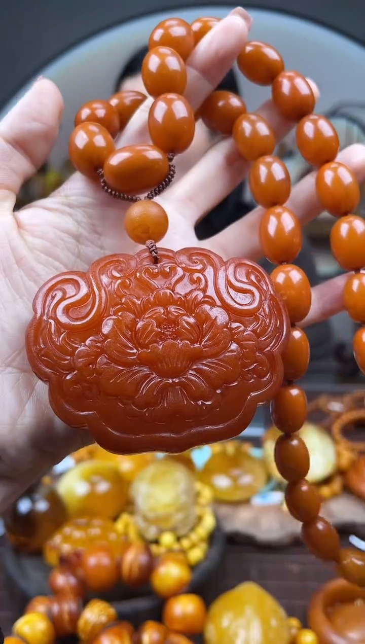 【闪购商品】琥珀裸石未镶嵌首饰 假1赔4 （多样性发货1件