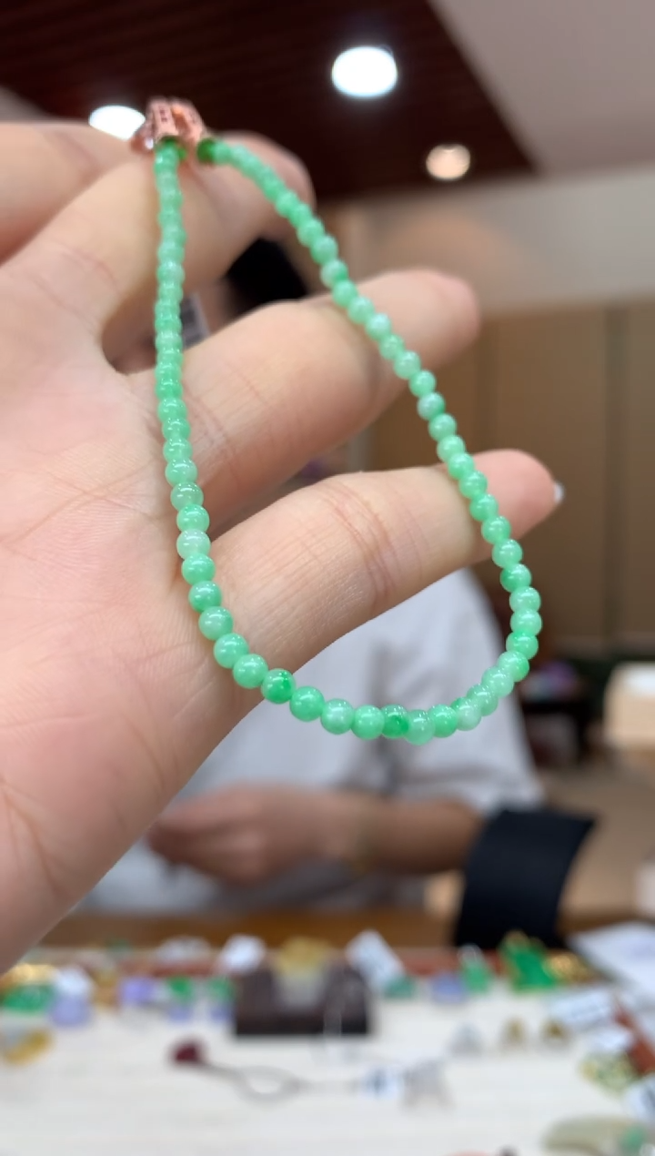 未镶嵌手串翡翠手串