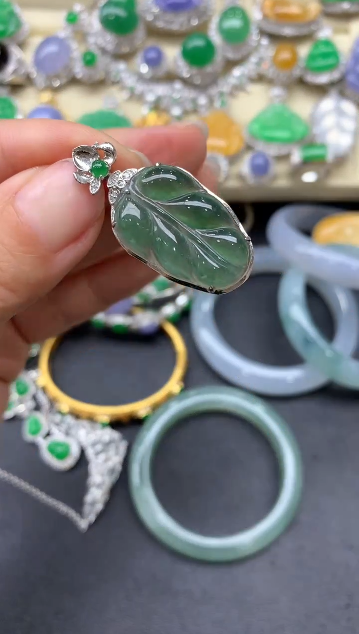 【闪购商品】翡翠颈饰18K金镶嵌247-中国好珍宝